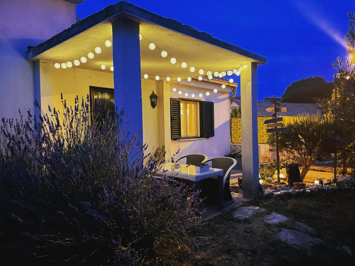 Vacation House Lavanda New! Heated Pool Zadvarje Exterior photo