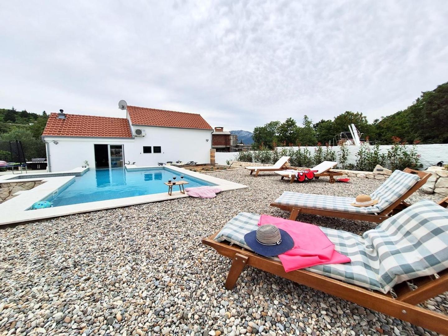 Vacation House Lavanda New! Heated Pool Zadvarje Exterior photo